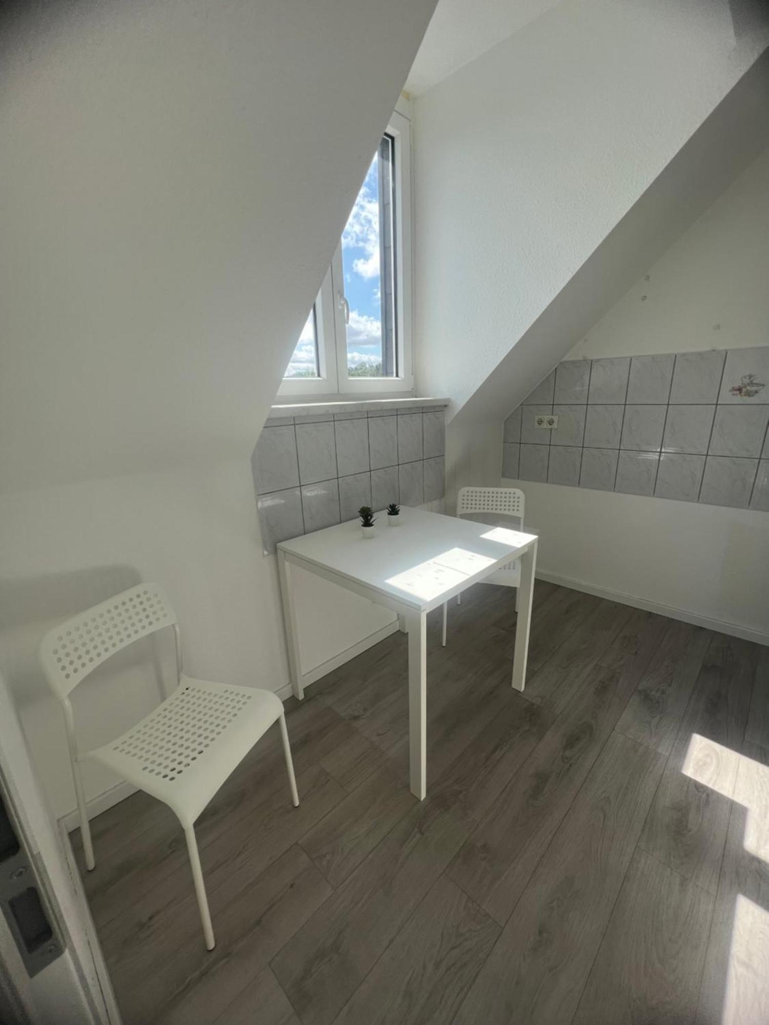 Cozy Work And Stay Pretty Home Chemnitz Buitenkant foto